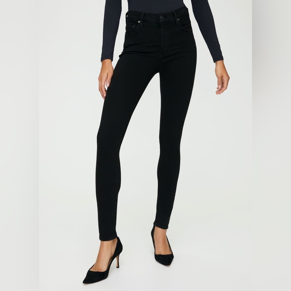 NWOT!  Citizens of Humanity Rocket High-rise stretch denim